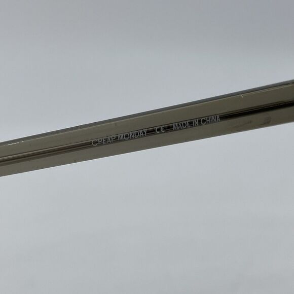 Cheap Monday The Automatism Sunglasses Industry Grey main image 7